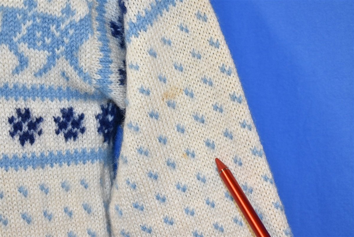 70s Icelandic Reindeer Snowflake Wool Sweater Small