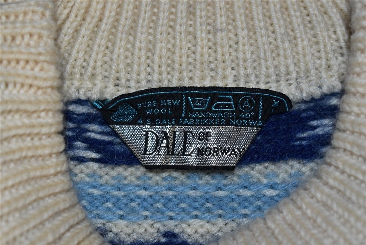 70s Icelandic Reindeer Snowflake Wool Sweater Small