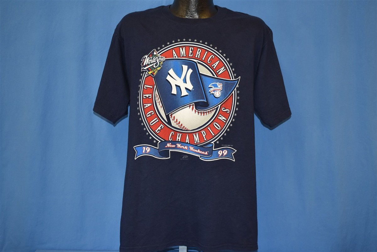 90s New York Yankees World Series Champs 1999 t-shirt Large product image 2