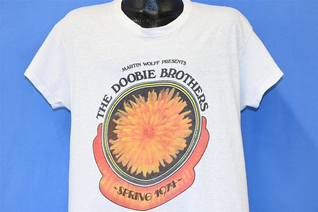 70s The Doobie Brothers Spring 1974 Band t-shirt Extra Large product image 1