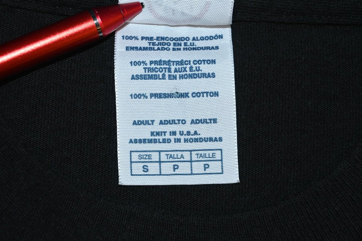 90s Hooters Warwick Delightfully Tacky Black t-shirt Small product image 6