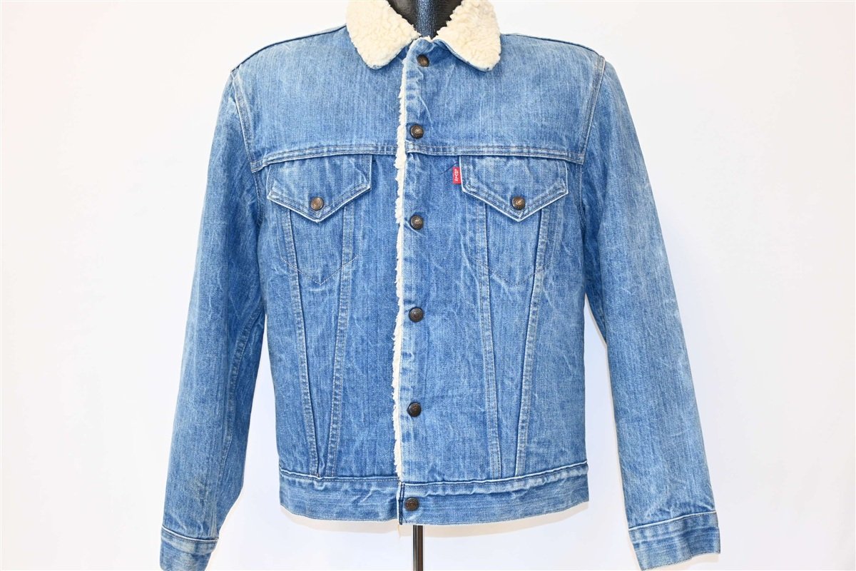 80s Levi's Red Tab Sherpa Lined Denim Trucker Jacket Medium product image 2